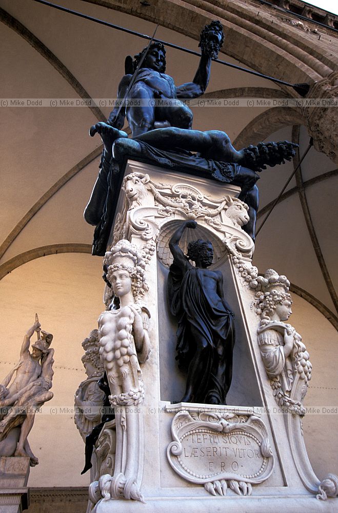 Statues Loggia dei Lanzi Firenze Florence