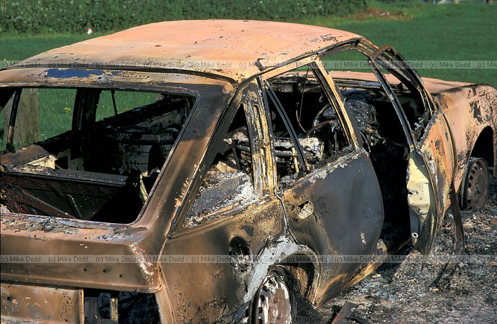 Burnt out car Dunstable downs