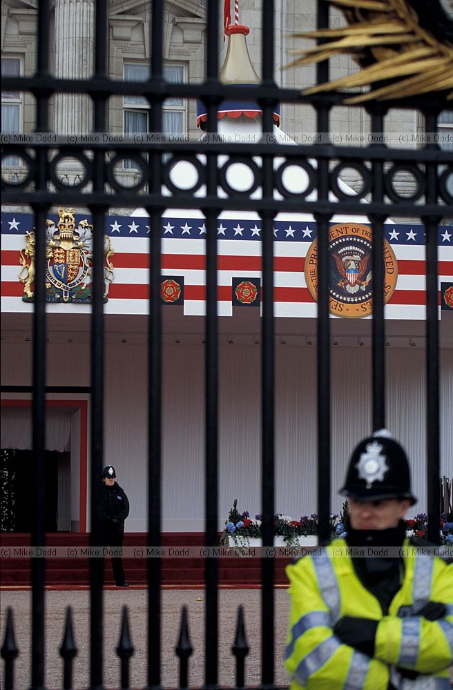 President Bush preparations Buckingham palace