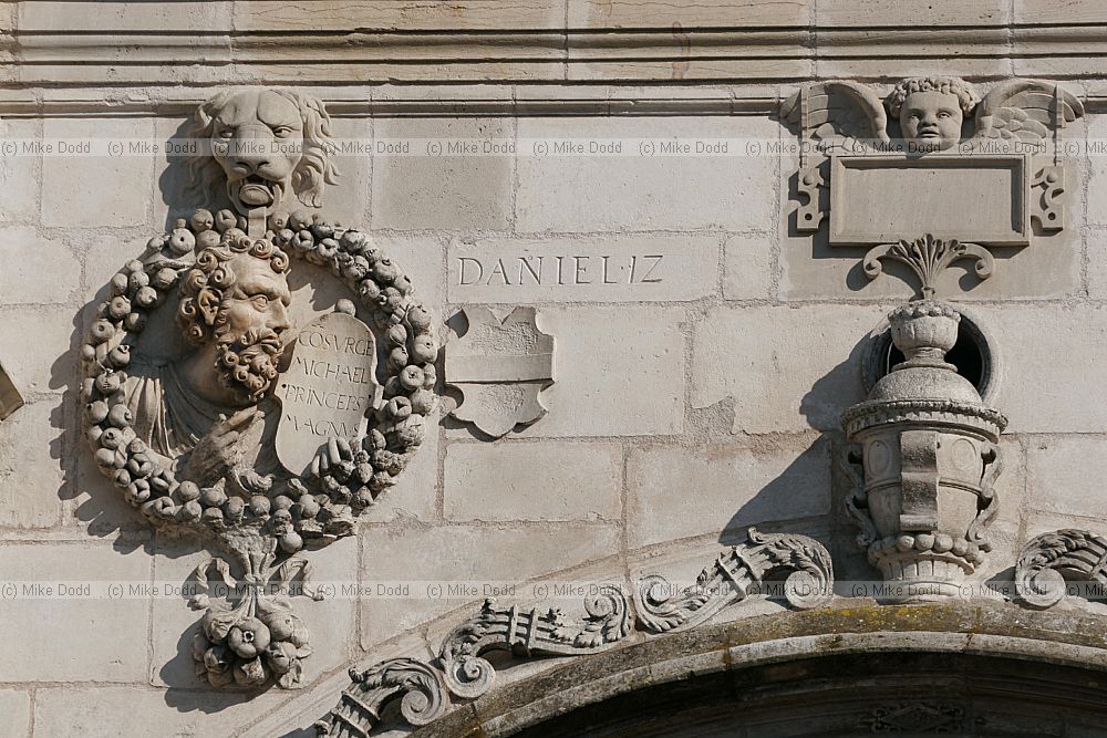Stonework Eglise St-Michel Dijon