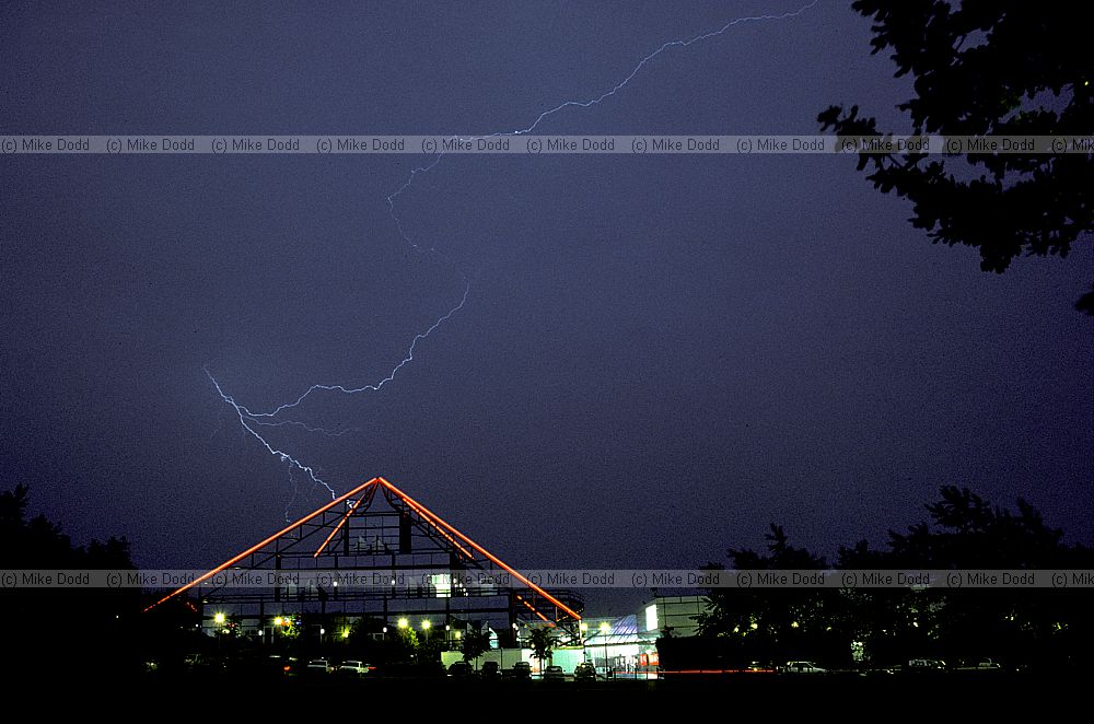 Lightening the Point, Milton Keynes