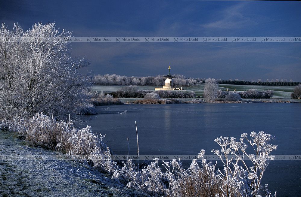 Frosty Willen lake, Milton Keynes