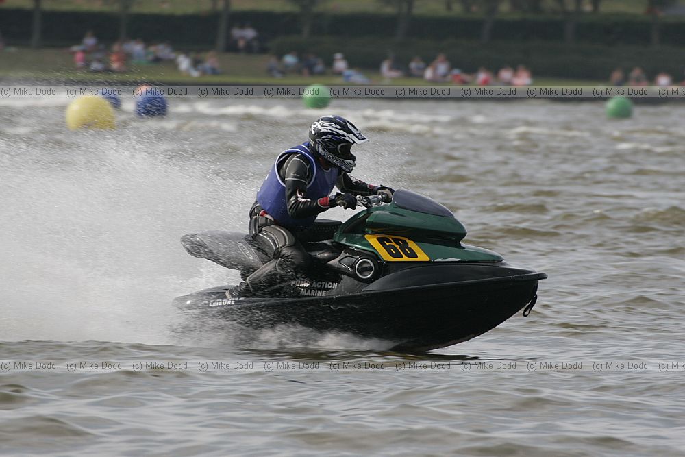 Andrew Youens Jet-ski runabout racing Willan Lake Milton Keynes, water spray and water sports