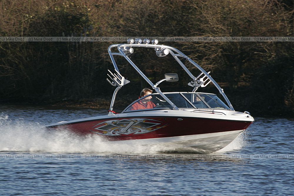 Speedboat Tongwell