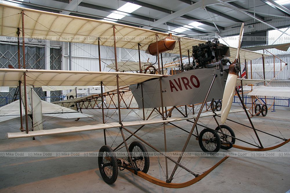 1910 Avro triplane IV