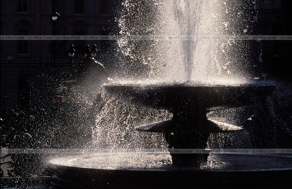 Fountain against the light Trafalgar square
