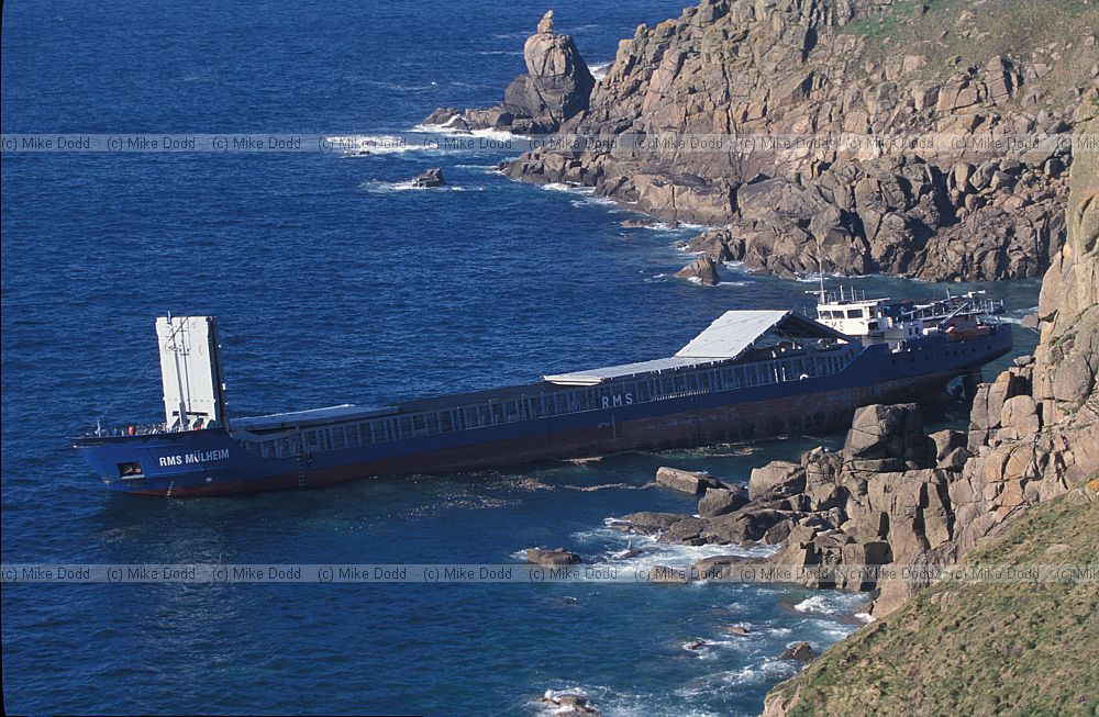 Mulheim ship aground Landsend