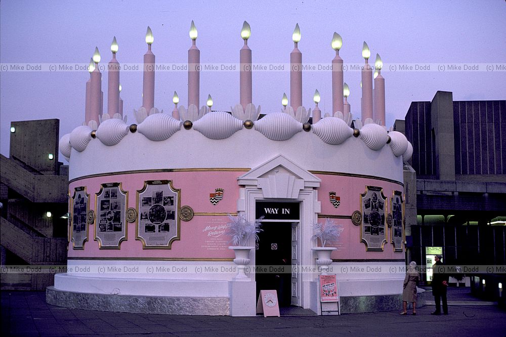 GLC cake south bank opposite parliament