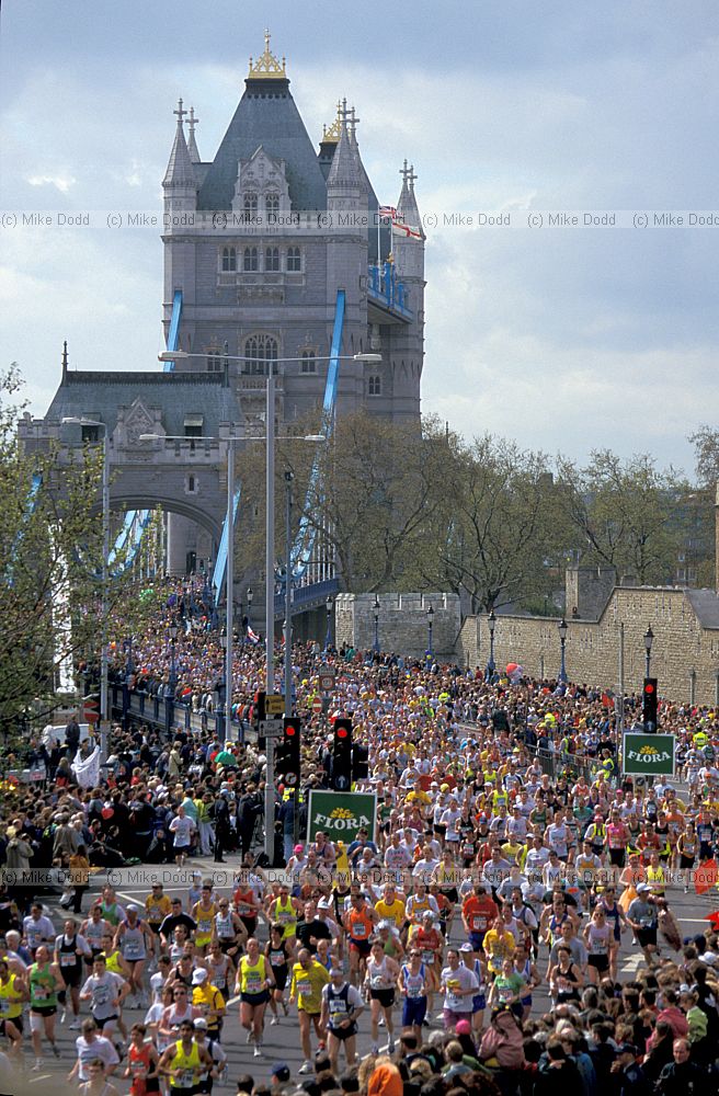 London marathon by tower bridge and tower of London