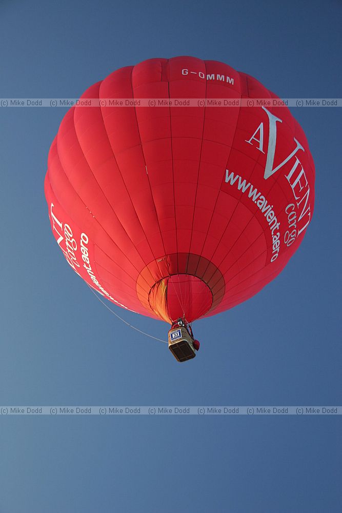 Hot air balloons at Northampton balloon festival taking off