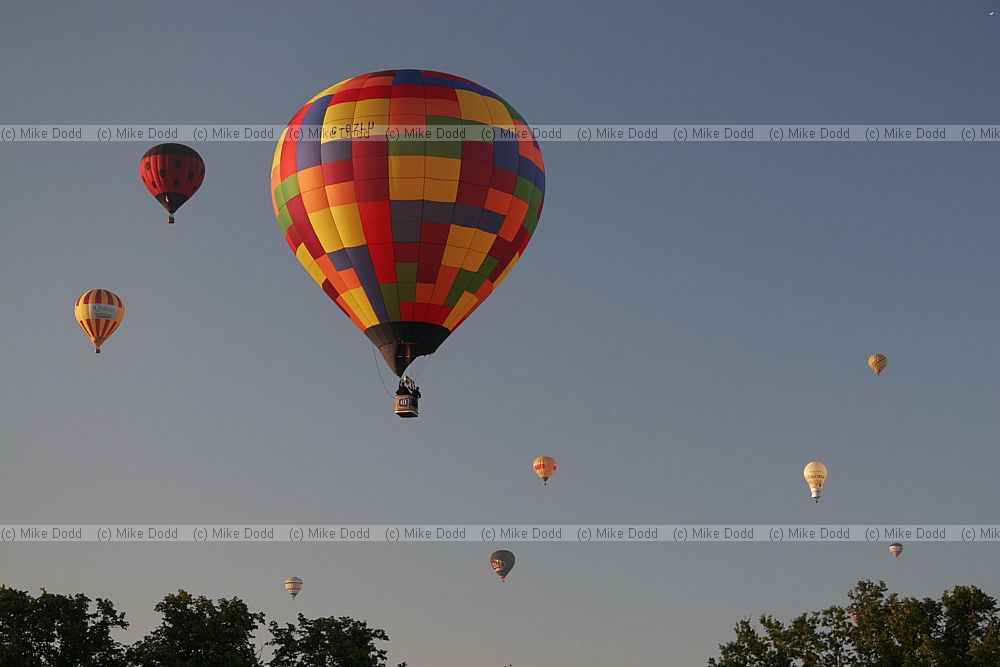 Hot air balloons at Northampton balloon festival taking off
