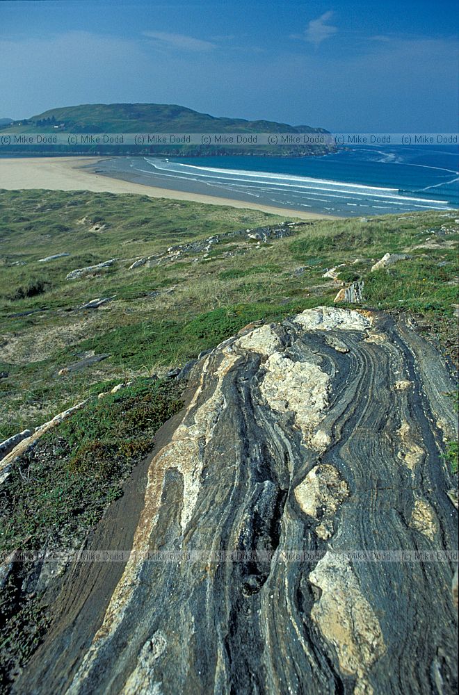 Invernaver sand dunes and rock