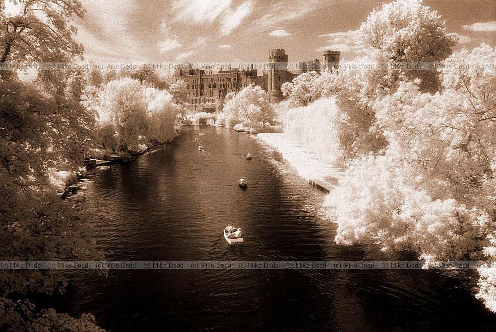 Warwick castle and river