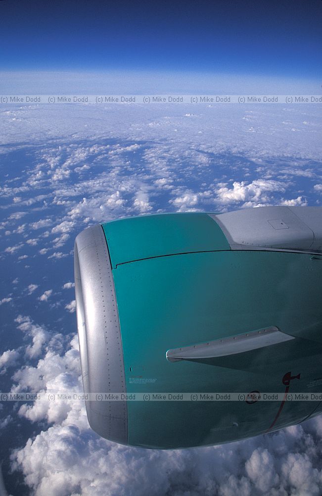 Plane engine Go plane to Prague