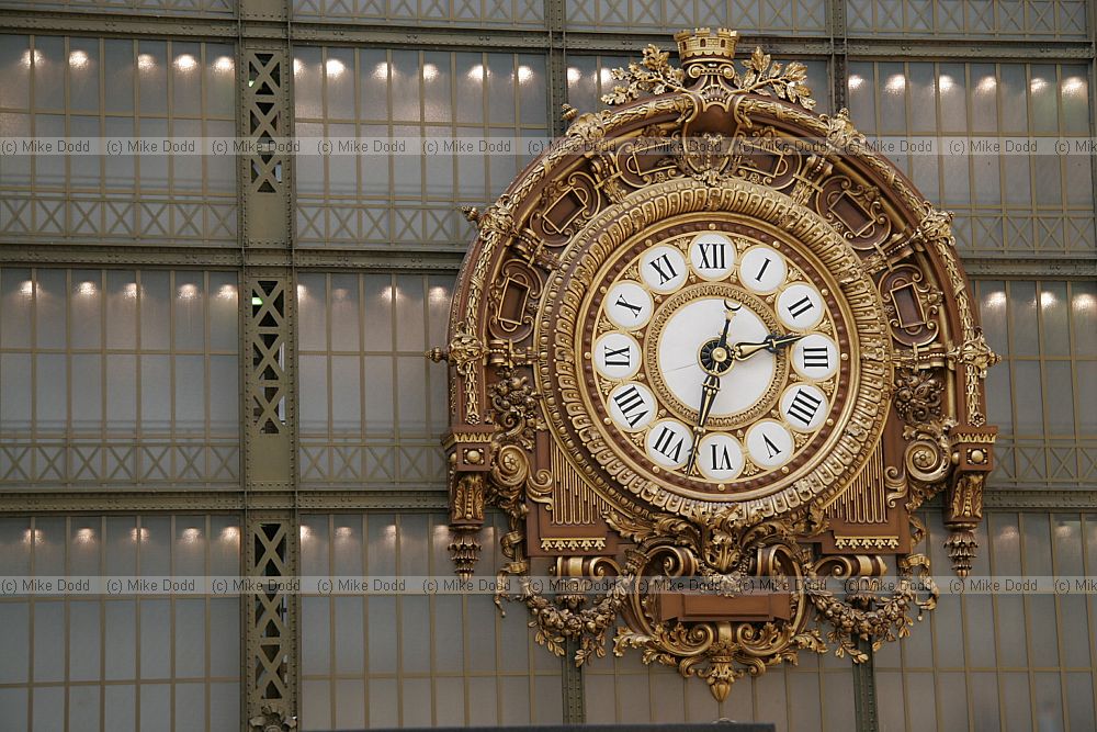 clock Musee d'Orsay Paris