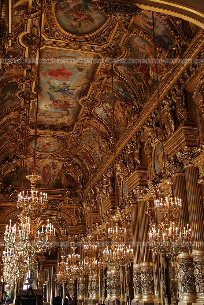 Interior Place de l'Opera Paris