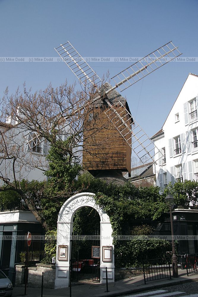 Moulin Radet Monmartre Paris