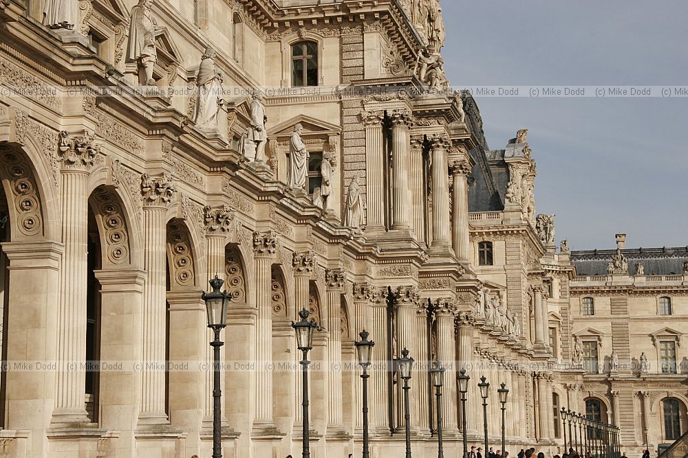 Musee du Louvre Paris