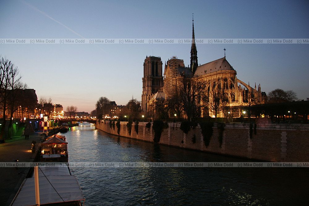 Notre Dame Paris in the evening