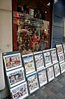 Artists and pictures Place du Tertre Montmartre Paris