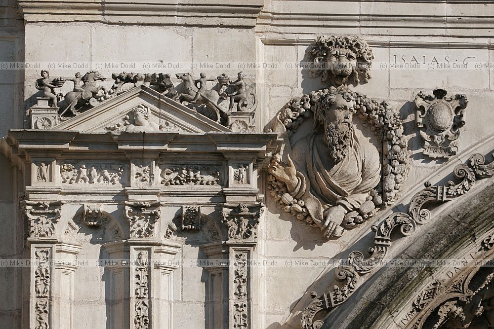 Stonework Eglise St-Michel Dijon