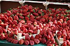 Strawberries fraises Rue Mouffetard Food Market Paris