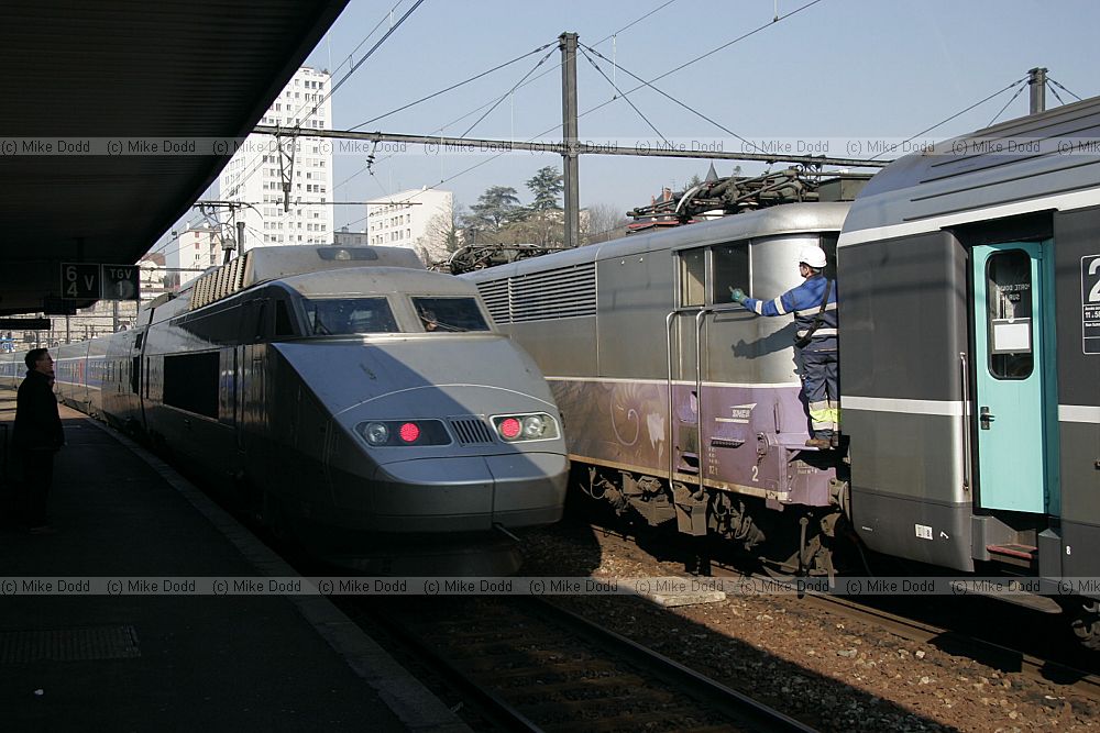 Train Dijon station