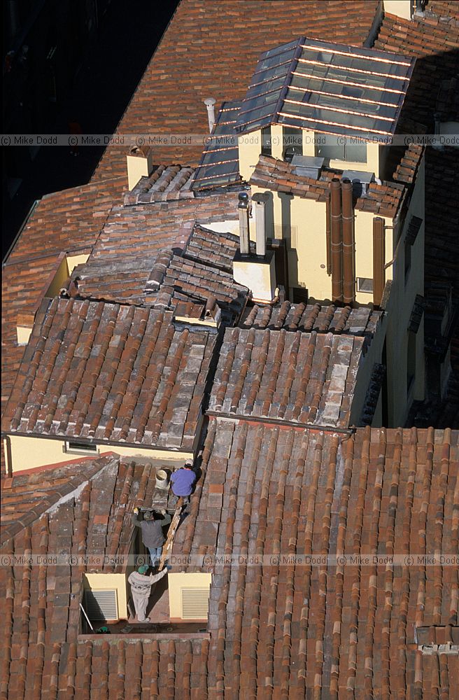 Roof repairers Firenze Florence