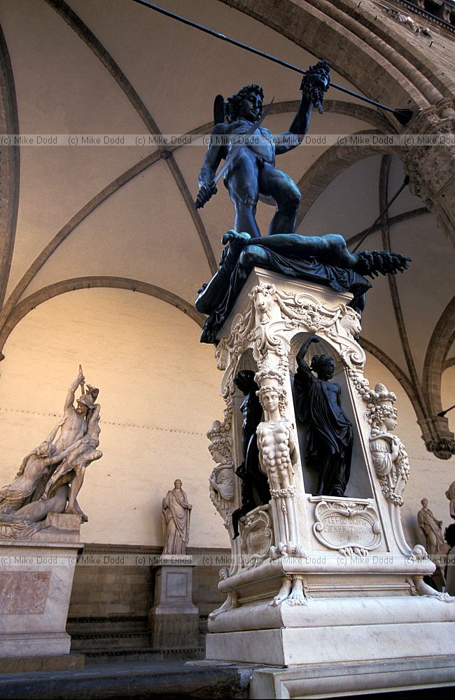 Statues Loggia dei Lanzi Firenze Florence