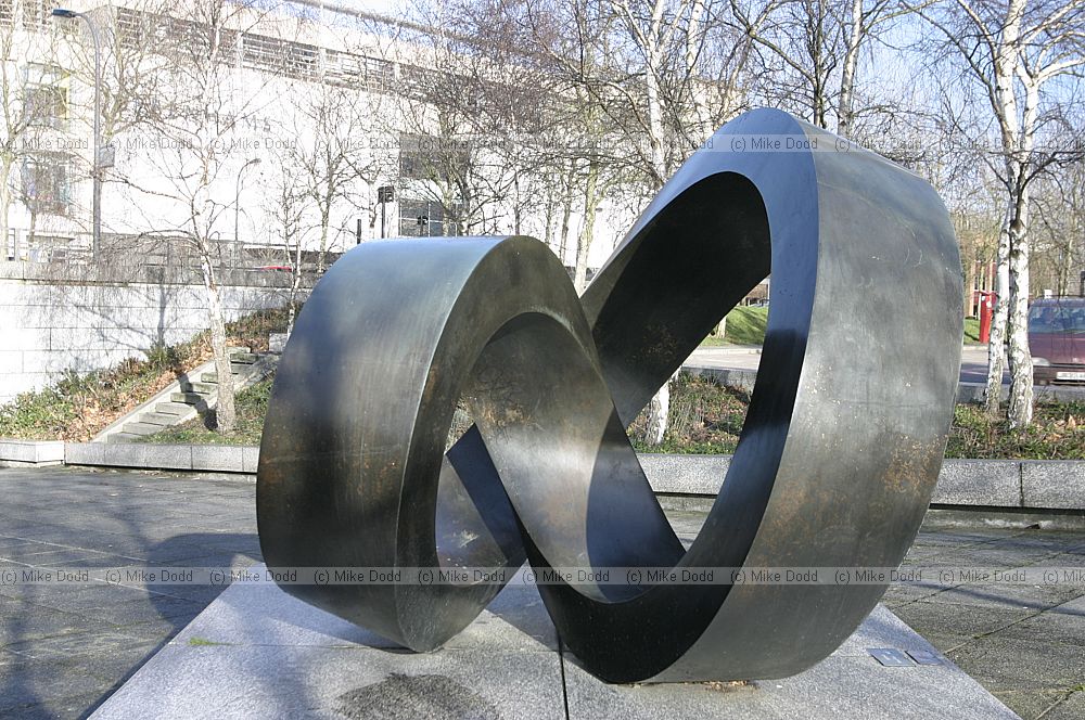Essence sculpture, central Milton Keynes