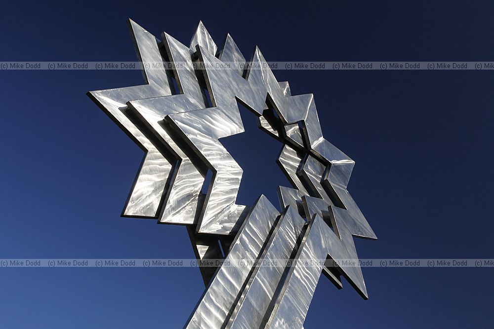 Triple starhead sculpture by Paul Neagu