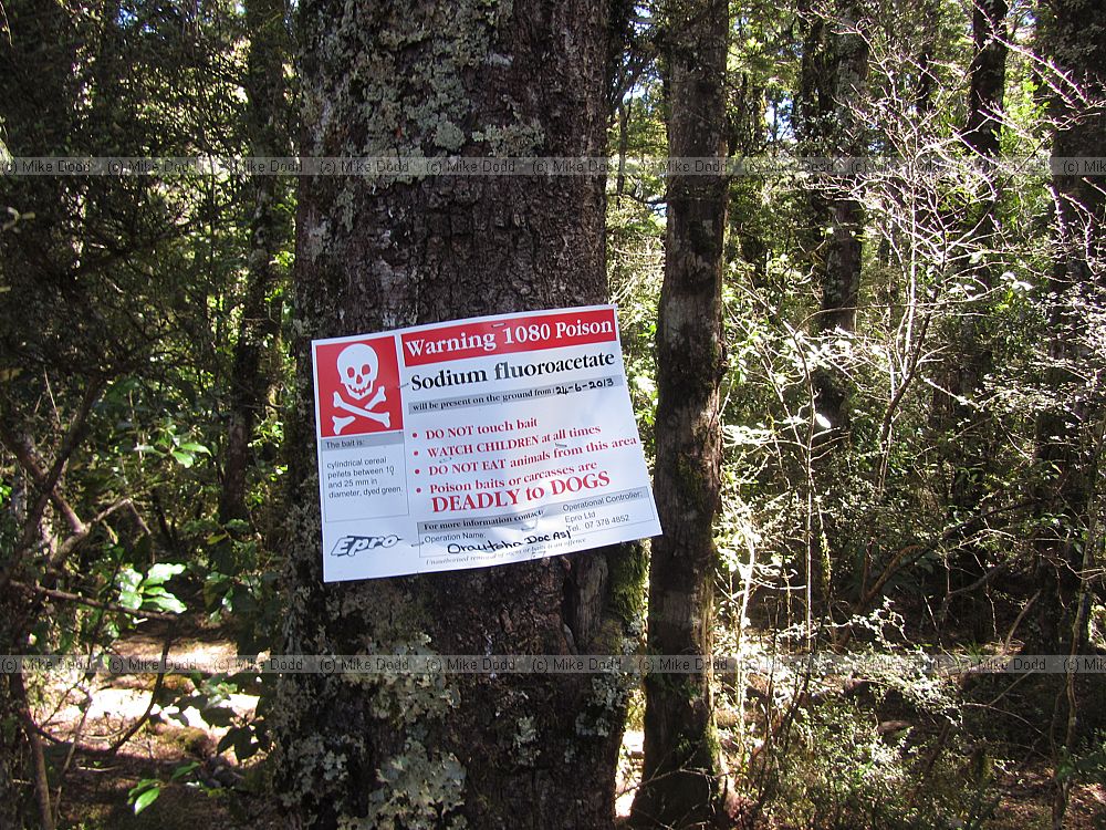 Sodium fluoroacetate poison sign