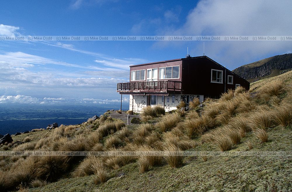 Hut mount Taranaki
