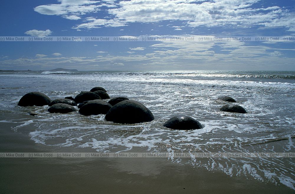 Moeraki boulders 1995