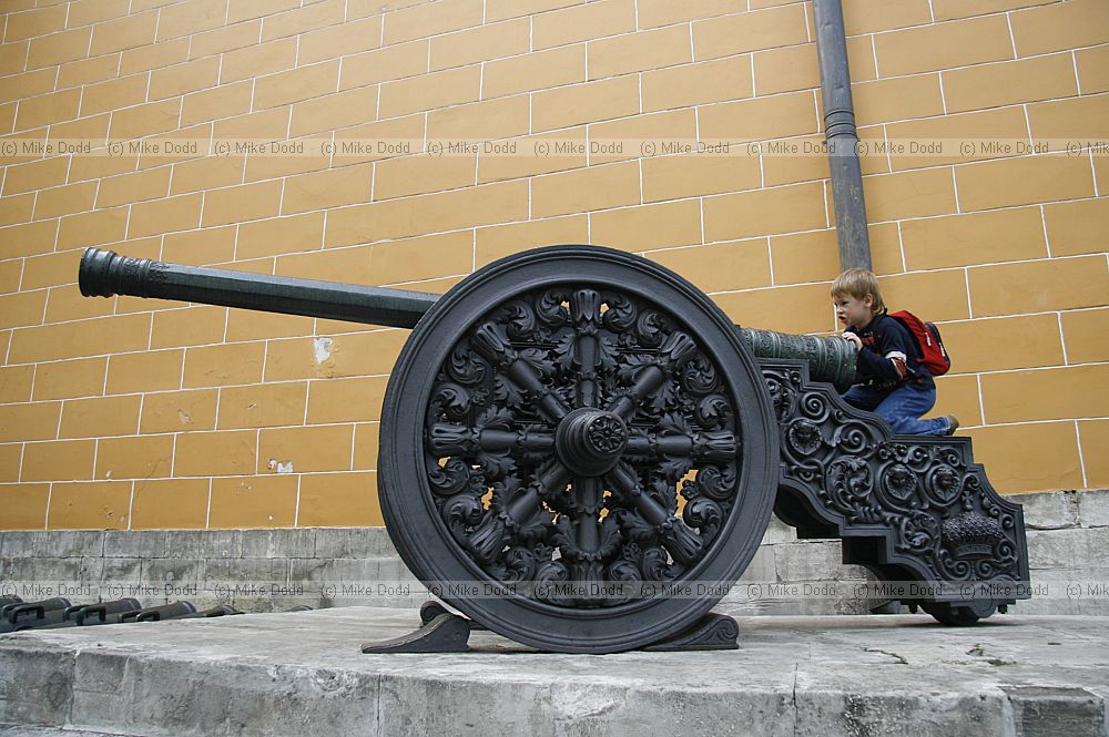 small boy and cannon The Kremlin