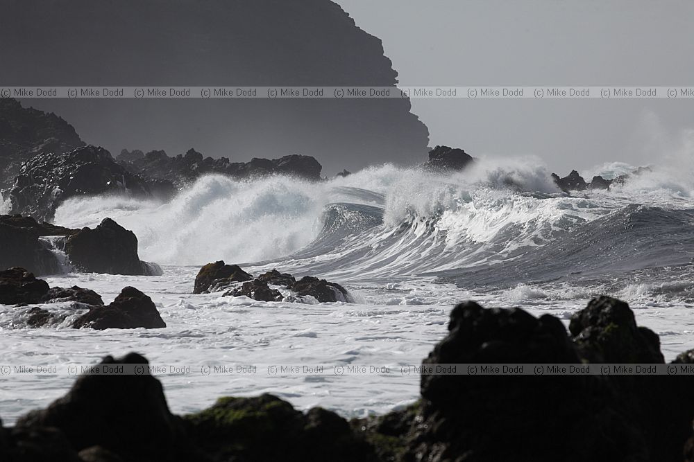 Big waves surf Atlantic