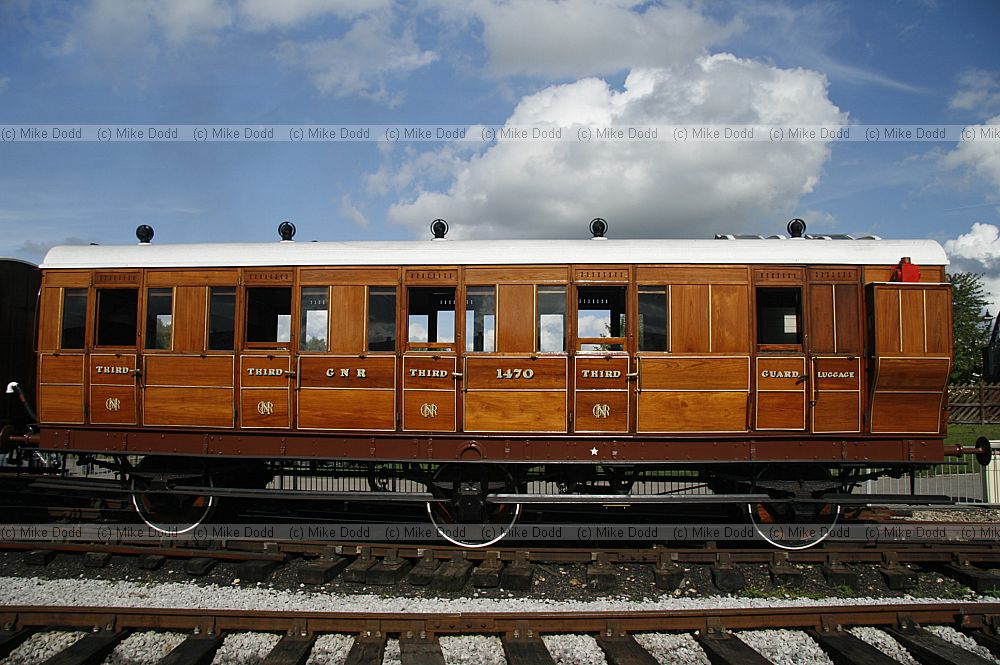 GNR varnished wooden carridges