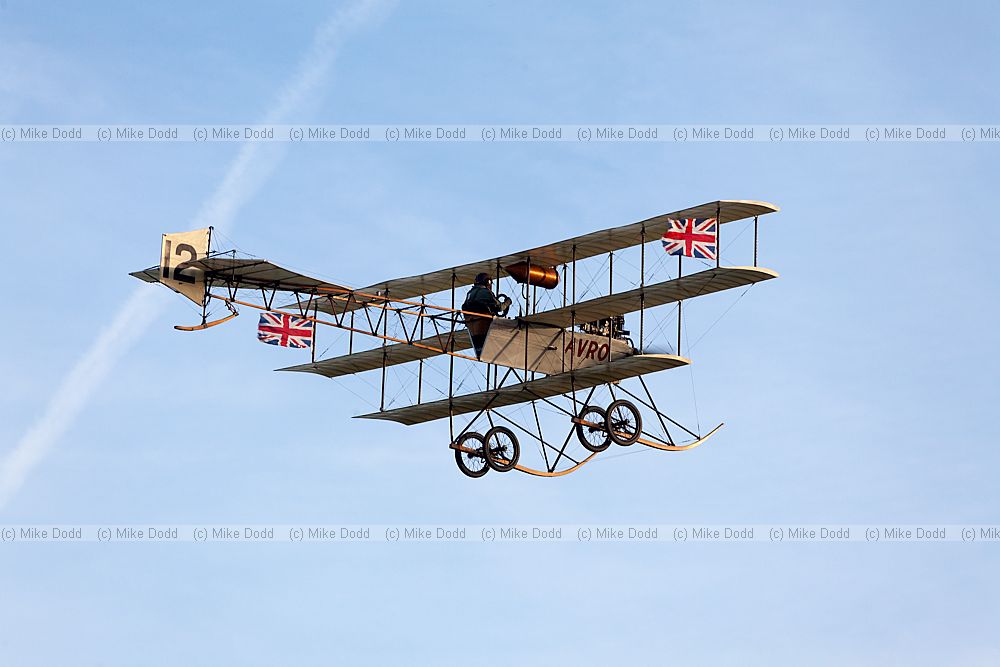 Roe IV Triplane replica