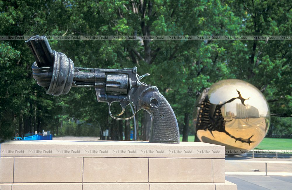 Non-Violence by Karl Fredrik Reutersward at the UN building in New York