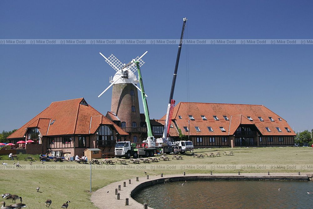 Replacing sails on Caldecotte windmill